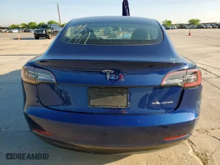 2022 Tesla Model 3 Long Range with VIN 5YJ3E1EB4NF251448, listed as a Copart auction lot 51994085 with 22,483 mi miles and Salvage Title. Bid and sale history available at carsss.com. Image 6.