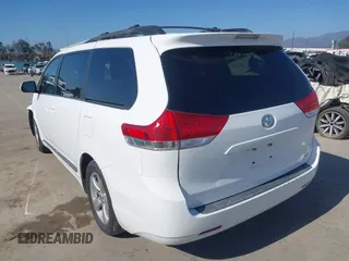 2014 Toyota Sienna LE AAS with VIN 5TDKK3DC4ES515791, listed as a IAAI auction lot 42304201 with 113,139 mi miles and . Bid and sale history available at DreamBid. Image 3.