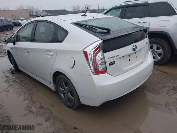2015 Toyota Prius Four with VIN JTDKN3DU8F0426293, listed as a IAAI auction lot 41674070 with 140,152 mi miles. Bid and sale history available at carsss.com. Image 3.
