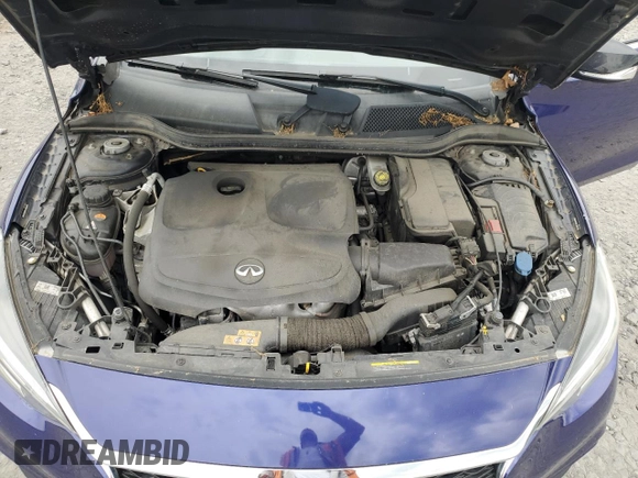 2018 Infiniti QX30 Premium with VIN SJKCH5CR4JA043584, listed as a Copart auction lot 58199085 with 81,497 mi miles and Salvage title. Bid and sale history available at DreamBid. Image 12.