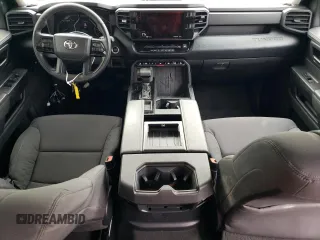 2023 Toyota Tundra SR z VIN 5TFKB5DBXPX123141, wystawiony jako Copart lot #80703724 z przebiegiem 41 050 mil mil oraz Szkoda całkowita • Salvage title. Historia ofert i sprzedaży dostępna na DreamBid. Obrazek 8.