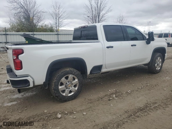 2022 Chevrolet Silverado 2500HD LTZ with VIN 1GC4YPEY9NF354492, listed as a Copart auction lot 79461414 with 111,058 mi miles and Non Repairable. Bid and sale history available at carsss.com. Image 3.