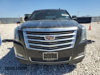 2018 Cadillac Escalade Platinum z VIN 1GYS4DKJXJR220277, wystawiony jako Copart lot #48487265 z przebiegiem 96 642 mil mil oraz Czysty tytuł • Clean title. Historia ofert i sprzedaży dostępna na DreamBid. Obrazek 5.