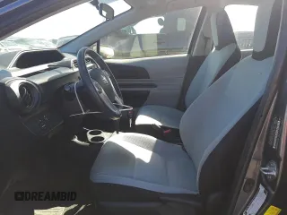 2012 Toyota Prius One z VIN JTDKDTB35C1011452, wystawiony jako Copart lot #57456855 z przebiegiem 120 545 mil mil oraz Szkoda całkowita • Salvage title. Historia ofert i sprzedaży dostępna na DreamBid. Obrazek 7.