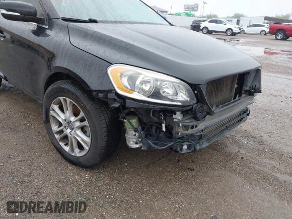 2016 Volvo XC60 T5 Drive-E Premier z VIN YV440MDK6G2907836, wystawiony jako IAAI lot #42133307 z przebiegiem 78 109 mil mil oraz . Historia ofert i sprzedaży dostępna na DreamBid. Obrazek 6.