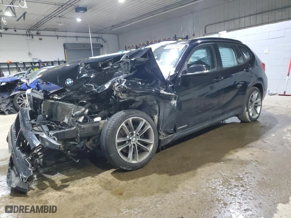 2013 BMW X1 xDrive28i with VIN WBAVL1C59DVR91604, listed as a Copart auction lot 43875845 with 0 mi miles and Salvage Title. Bid and sale history available at carsss.com. Image 1.