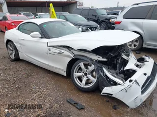 2015 BMW Z4 sDrive28i with VIN WBALL5C59FP557690, listed as a IAAI auction lot 41453980 with 78,641 mi miles. Bid and sale history available at carsss.com. Image 1.