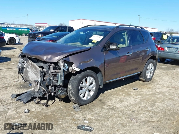 2012 Nissan Murano SL z VIN JN8AZ1MW5CW234106, wystawiony jako IAAI lot #41370913 z przebiegiem 98 860 mil mil oraz . Historia ofert i sprzedaży dostępna na DreamBid. Obrazek 18.