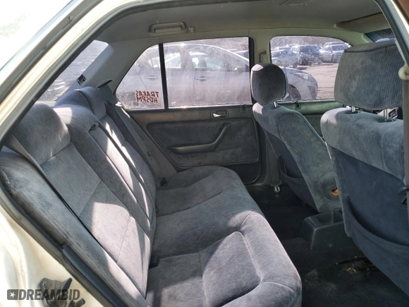 1992 Honda Accord LX with VIN 1HGCB7557NA099309, listed as a Copart auction lot 46366255 with 309805 miles and Clean Title. Bid and sale history available at carsss.com. Image 10.
