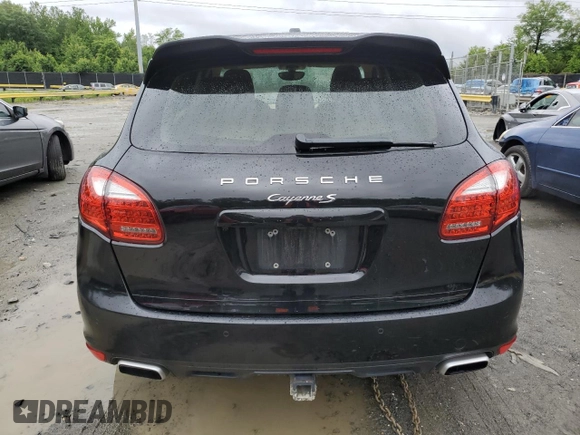 2014 Porsche Cayenne S z VIN WP1AB2A22ELA57038, wystawiony jako Copart lot #57652515 z przebiegiem 127 375 mil mil oraz Szkoda całkowita • Salvage title. Historia ofert i sprzedaży dostępna na DreamBid. Obrazek 6.
