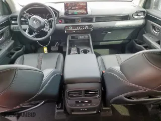 2025 Honda Pilot Touring with VIN 5FNYG2H78SB000571, listed as a Copart auction lot 45391595 with 6,916 mi miles and Salvage Title. Bid and sale history available at carsss.com. Image 8.