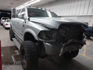 2014 Ram 2500 Tradesman z VIN 3C6UR5CL7EG254020, wystawiony jako IAAI lot #41805542 z przebiegiem 141 694 mil mil oraz . Historia ofert i sprzedaży dostępna na DreamBid. Obrazek 1.