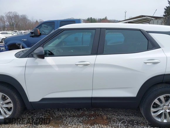2023 Chevrolet TrailBlazer LS with VIN KL79MMS27PB164679, listed as a IAAI auction lot 41785080 with 30,131 mi miles and . Bid and sale history available at DreamBid. Image 14.