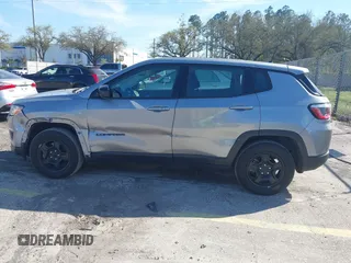2020 Jeep Compass Sport с VIN 3C4NJCAB1LT236409, выставлен на аукционе IAAI как лот 41696554 с пробегом 125 930 миль миль и . История ставок и продаж доступна на DreamBid. Изображение 14.