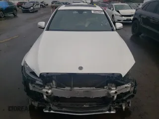 2018 Mercedes-Benz C 300 with VIN 55SWF4KB7JU281262, listed as a Copart auction lot 50634605 with 75,079 mi miles and Salvage Title. Bid and sale history available at DreamBid. Image 5.