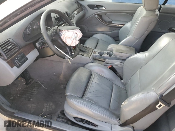 2001 BMW 3 Series 325Ci with VIN WBABS33471JY58139, listed as a Copart auction lot 83592394 with 0 mi miles and Salvage Title. Bid and sale history available at carsss.com. Image 7.