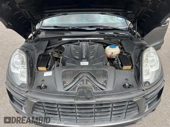 2016 Porsche Macan S with VIN WP1AB2A53GLB59073, listed as a Copart auction lot 64333075 with 148,584 mi miles and Clean title. Bid and sale history available at DreamBid. Image 8.