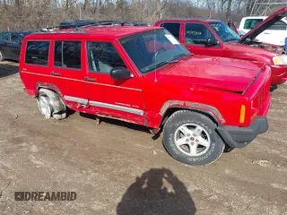 2001 Jeep Cherokee Sport with VIN 1J4FF48S21L507501, listed as a IAAI auction lot 41734324 with 114,646 mi miles. Bid and sale history available at carsss.com. Image 1.