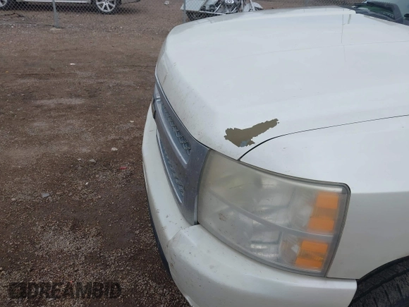 2009 Chevrolet Silverado 1500 with VIN 3GCEC33J79G169282, listed as a IAAI auction lot 41387505 with 243,182 mi miles and . Bid and sale history available at DreamBid. Image 6.