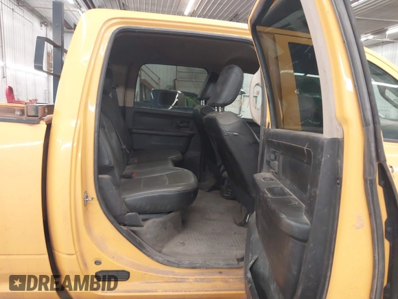 2019 Ram 2500 Tradesman with VIN 3C6UR5CJ3KG620324, listed as a IAAI auction lot 42516945 with 34,444 mi miles and . Bid and sale history available at DreamBid. Image 8.