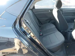 2019 Hyundai Accent SE with VIN 3KPC24A33KE073090, listed as a IAAI auction lot 41659941 with 39,500 mi miles. Bid and sale history available at carsss.com. Image 8.