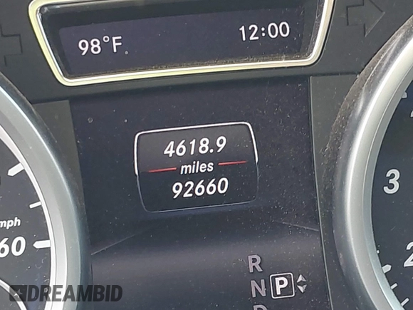2015 Mercedes-Benz M 350 with VIN 4JGDA5HB8FA555696, listed as a IAAI auction lot 42156465 with 92,660 mi miles and . Bid and sale history available at DreamBid. Image 15.