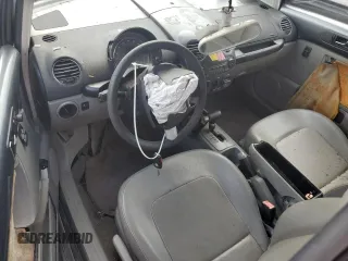 2006 Volkswagen Beetle z VIN 3VWRR31C26M401236, wystawiony jako Copart lot #72189394 z przebiegiem Nie podano mil oraz Szkoda całkowita • Salvage title. Historia ofert i sprzedaży dostępna na DreamBid. Obrazek 8.