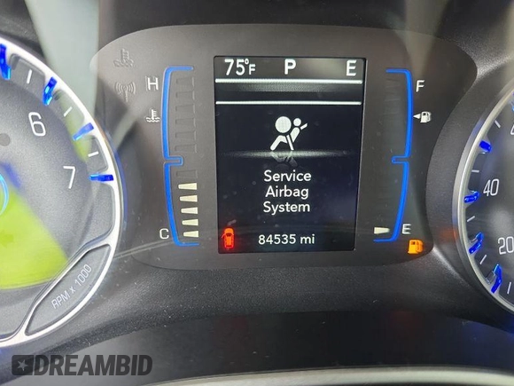 2018 Chrysler Pacifica Touring with VIN 2C4RC1DG1JR148709, listed as a IAAI auction lot 42787000 with 84,531 mi miles and . Bid and sale history available at DreamBid. Image 9.