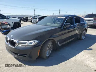 2021 BMW 5 Series 530i z VIN WBA53BH06MWW97316, wystawiony jako Copart lot #46530955 z przebiegiem 72 891 mil mil oraz Szkoda całkowita • Salvage title. Historia ofert i sprzedaży dostępna na DreamBid. Obrazek 1.
