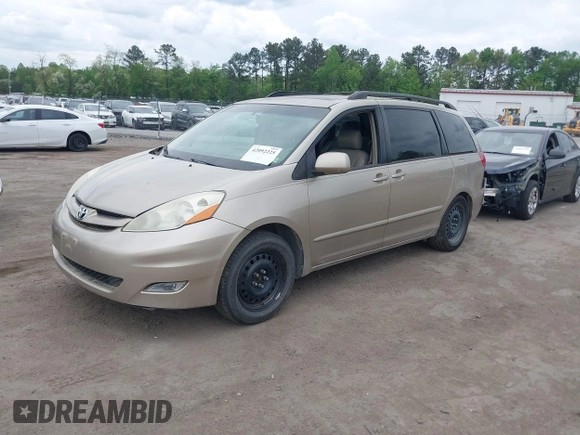 2006 Toyota Sienna XLE with VIN 5TDZA22C46S537838, listed as a IAAI auction lot 42092225 with 274,260 mi miles. Bid and sale history available at carsss.com. Image 2.