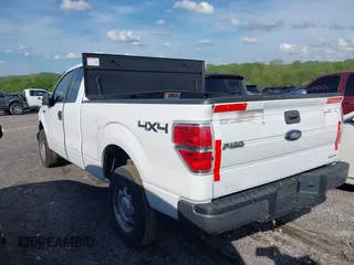 2014 Ford F-150 XL z VIN 1FTFX1EF0EKF29727, wystawiony jako IAAI lot #42033353 z przebiegiem 101 692 mil mil oraz . Historia ofert i sprzedaży dostępna na DreamBid. Obrazek 3.