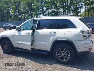 2017 Jeep Grand Cherokee Limited with VIN 1C4RJFBG5HC840867, listed as a IAAI auction lot 42662015 with 146,065 mi miles and . Bid and sale history available at DreamBid. Image 14.