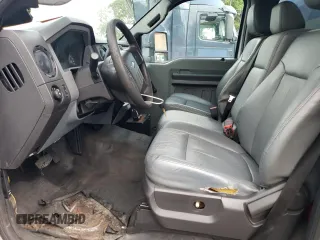 2014 Ford F-550 XL with VIN 1FDUF5GY4EEA61611, listed as a Copart auction lot 73705444 with 105,616 mi miles and Clean Title. Bid and sale history available at carsss.com. Image 7.