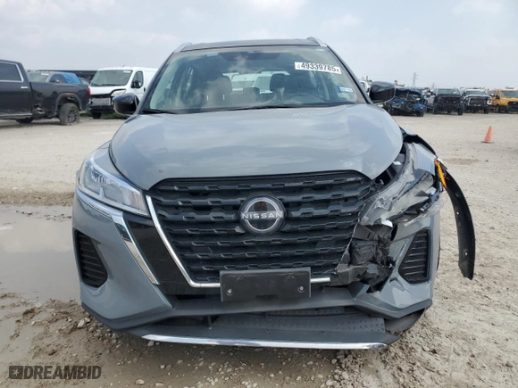 2023 Nissan Kicks SV with VIN 3N1CP5CV8PL471925, listed as a Copart auction lot 49339785 with 19,490 mi miles and Salvage Title. Bid and sale history available at carsss.com. Image 5.