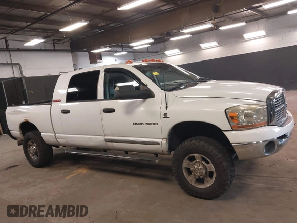 2006 Dodge 2500 SLT with VIN 3D7KS29C86G100871, listed as a IAAI auction lot 41992062 with 213,220 mi miles. Bid and sale history available at carsss.com. Image 13.