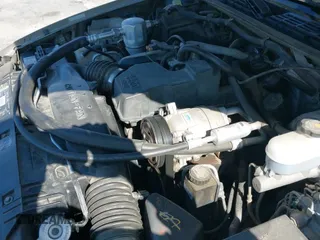 1998 Chevrolet S-10 LS с VIN 1GCCS1448W8139426, выставлен на аукционе IAAI как лот 42886928 с пробегом 161 255 миль миль и . История ставок и продаж доступна на DreamBid. Изображение 14.