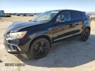 2018 Mitsubishi Outlander ES z VIN JA4AP3AU9JU011490, wystawiony jako Copart lot #46348685 z przebiegiem 97 417 mil mil oraz Szkoda całkowita • Salvage title. Historia ofert i sprzedaży dostępna na DreamBid. Obrazek 1.