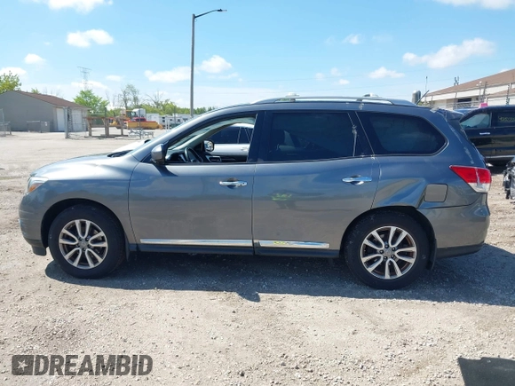 2015 Nissan Pathfinder Platinum with VIN 5N1AR2MM5FC714812, listed as a IAAI auction lot 42373778 with 100,356 mi miles and . Bid and sale history available at DreamBid. Image 14.