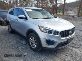 2017 Kia Sorento LX with VIN 5XYPG4A38HG288799, listed as a IAAI auction lot 41745996 with 110,641 mi miles. Bid and sale history available at carsss.com. Image 1.