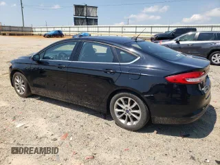 2017 Ford Fusion SE with VIN 3FA6P0HD4HR332988, listed as a Copart auction lot 62794235 with 61,706 mi miles and Salvage title. Bid and sale history available at DreamBid. Image 2.