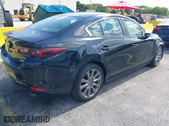 2024 Mazda 3 S Preferred с VIN 3MZBPACM1RM415733, выставлен на аукционе IAAI как лот 42308136 с пробегом 25 370 миль миль и . История ставок и продаж доступна на DreamBid. Изображение 4.