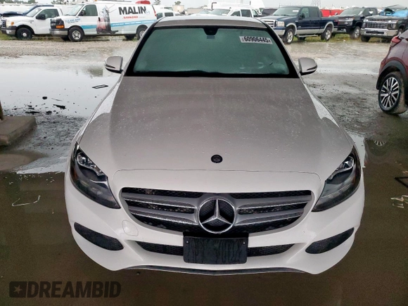 2017 Mercedes-Benz C 300 с VIN 55SWF4JB7HU222188, выставлен на аукционе Copart как лот 60906445 с пробегом 81 437 миль миль и Списание • Salvage title. История ставок и продаж доступна на DreamBid. Изображение 5.