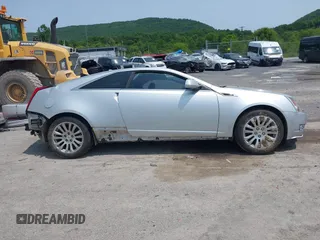 2014 Cadillac CTS Performance with VIN 1G6DG1E35E0107139, listed as a IAAI auction lot 42371034 with 56,988 mi miles and . Bid and sale history available at DreamBid. Image 14.