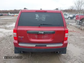 2013 Jeep Patriot Limited z VIN 1C4NJRCB8DD222448, wystawiony jako IAAI lot #41920302 z przebiegiem 177 959 mil mil oraz . Historia ofert i sprzedaży dostępna na DreamBid. Obrazek 16.