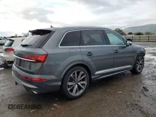 2023 Audi SQ7 Prestige z VIN WA1VWBF71PD016242, wystawiony jako Copart lot #45599284 z przebiegiem 3569 mil mil oraz . Historia ofert i sprzedaży dostępna na DreamBid. Obrazek 3.