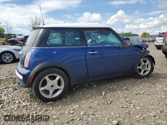 2003 MINI Hardtop with VIN WMWRC334X3TC38665, listed as a Copart auction lot 58563345 with Not provided miles and Non repairable. Bid and sale history available at DreamBid. Image 3.