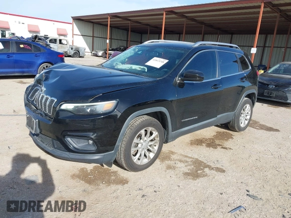 2019 Jeep Cherokee Latitude with VIN 1C4PJLCB7KD331955, listed as a IAAI auction lot 41813248 with 96,212 mi miles. Bid and sale history available at carsss.com. Image 17.