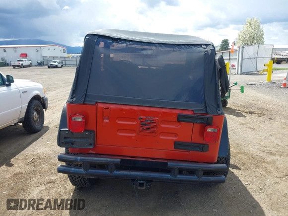 2005 Jeep Wrangler X with VIN 1J4FA39S35P358201, listed as a IAAI auction lot 42080407 with 130,110 mi miles. Bid and sale history available at carsss.com. Image 17.