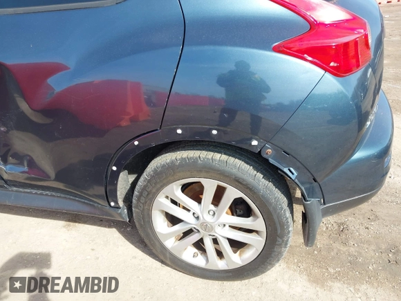 2014 Nissan Juke S with VIN JN8AF5MV2ET480025, listed as a IAAI auction lot 41777772 with 152,535 mi miles. Bid and sale history available at carsss.com. Image 12.