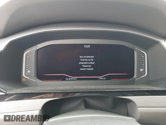 2022 Volkswagen Arteon SEL R-Line z VIN WVWAR7AN4NE010909, wystawiony jako Copart lot #58352354 z przebiegiem 17 095 mil mil oraz Nie do naprawy • Non repairable. Historia ofert i sprzedaży dostępna na DreamBid. Obrazek 9.